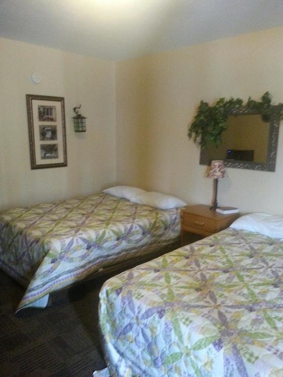 Taneycomo Lakefront Resort Bull Creek Habitación foto