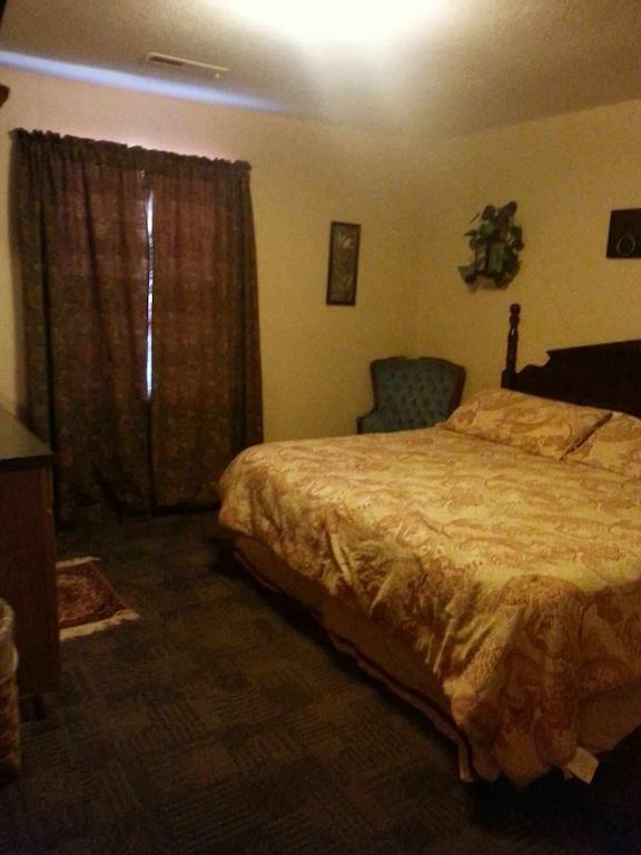 Taneycomo Lakefront Resort Bull Creek Habitación foto